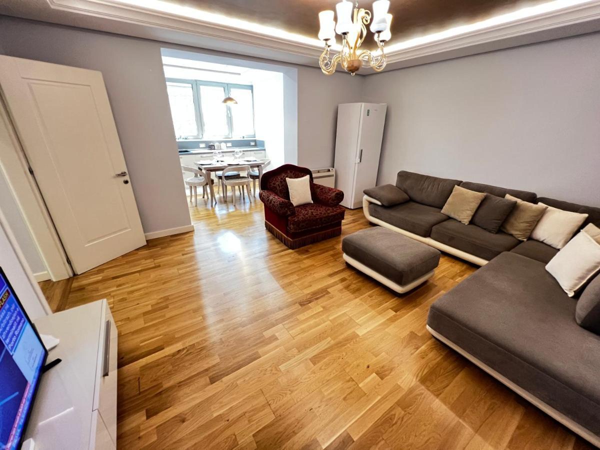 Апартаменты Tirana Center Экстерьер фото
